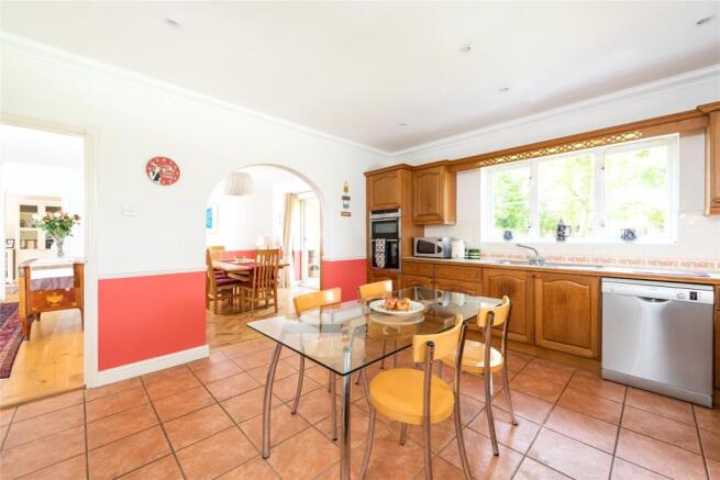 Kitchen/Breakfast Rm
