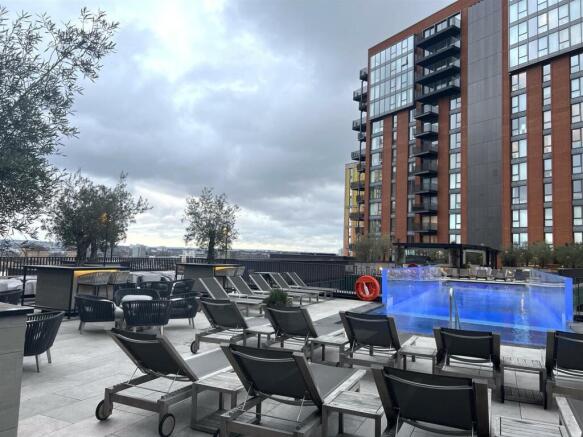 Sky Pool 2.jpeg