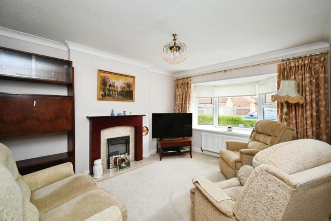2 bed Semi-Detached Bungalow for sale Image 3