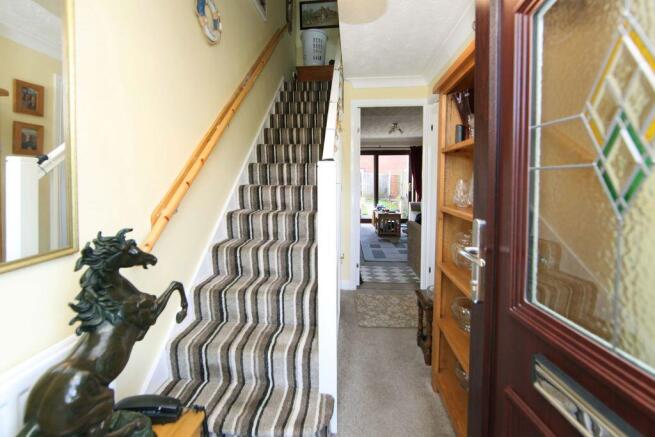2 Rodney Close, Shifnal, TF11 8UE photo 4