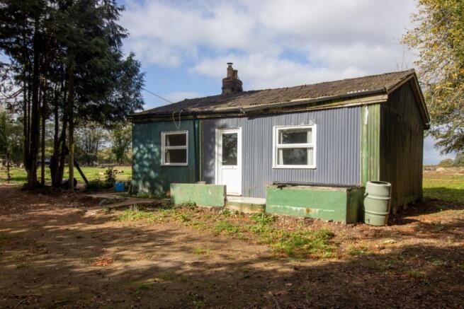 Studio detached on Petersfield Road, Monkwood, Alresford, SO24, £395,000