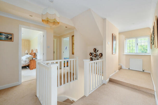 9 swan street tn3...