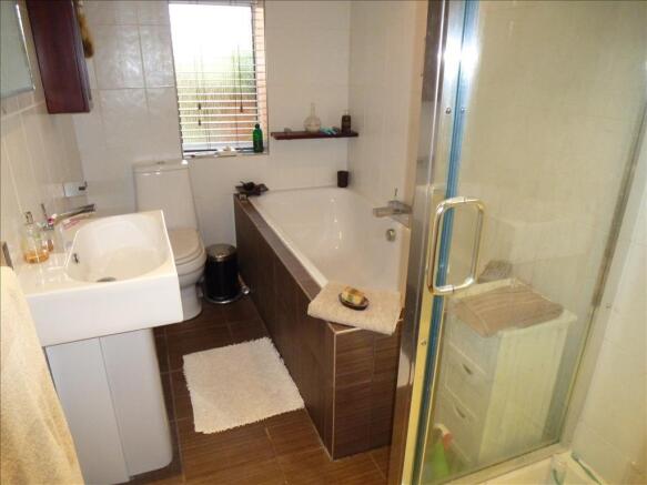 Photo 11