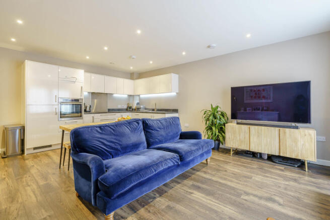 8425303-interior20