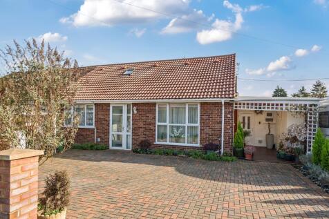 Grendon Way, Bierton, HP22