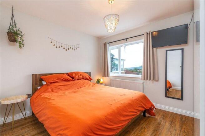 3 bed Bungalow for sale Image 5