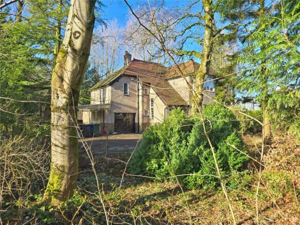 Superb Detached