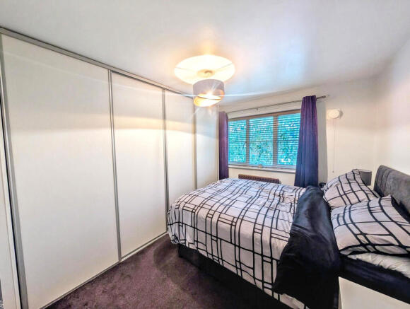 2 bed Apartment for sale Image 6