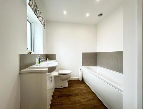 bathroom.JPG