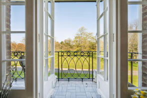 14, Park Lawn, Slough SL2 3AP