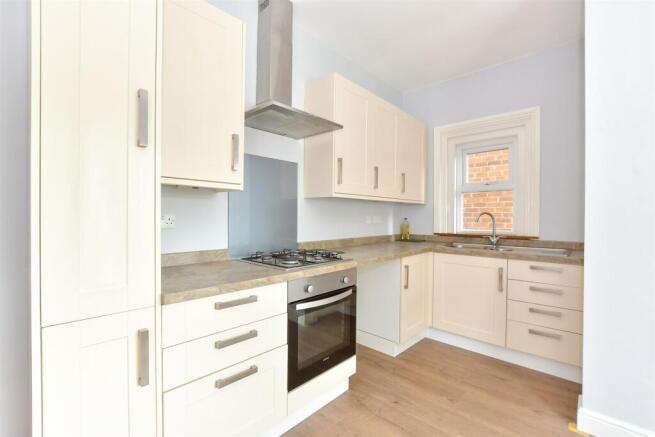 Kitchen/ Dining Room