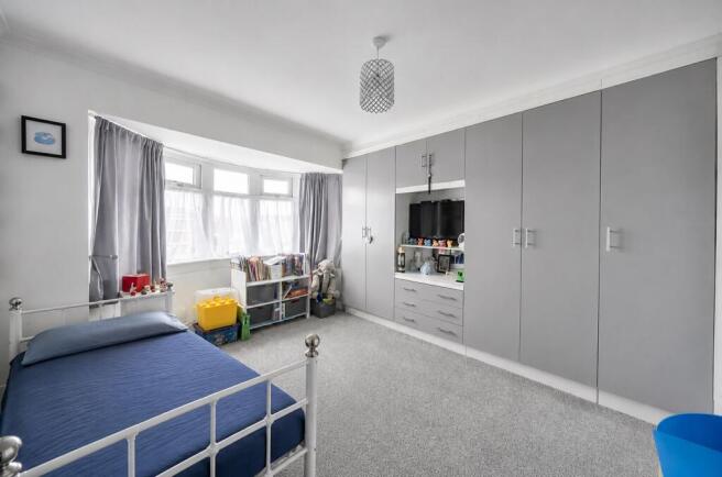 3 bed Semi-Detached for sale Image 8