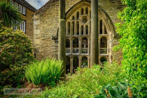Upper Field House Lane, Triangle, Sowerby Bridge, West Yorkshire, HX6
