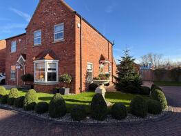 13, Acorn Close, Grimsby DN41 7AA
