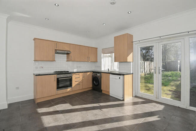 33 Hampton Road, Chingford, London, E4 8NH