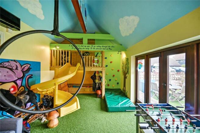 Playroom/Bedroom