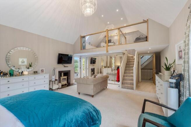 Primary bedroom