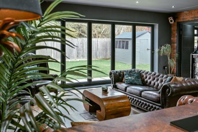 Lounge and Dining Area