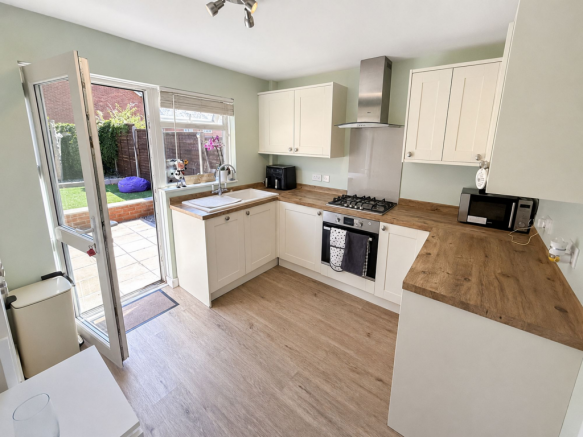 Kitchen 1