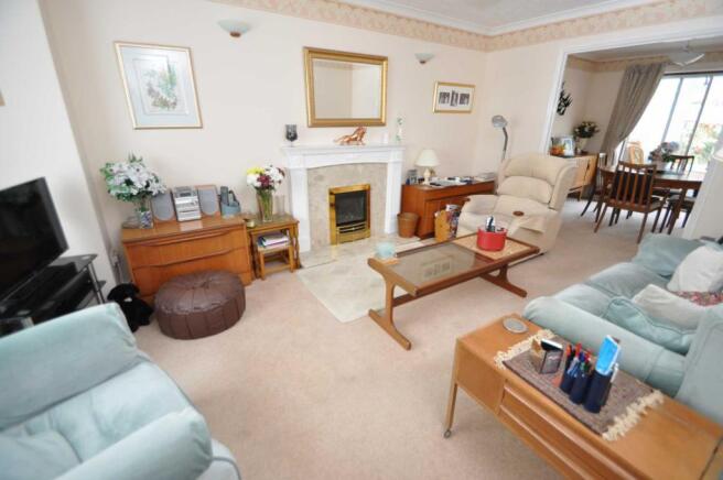 Sitting dining room