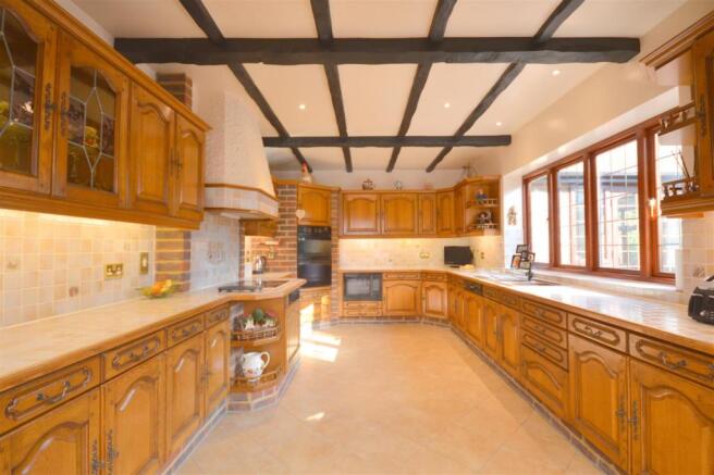 Kitchen/Breakfast Room