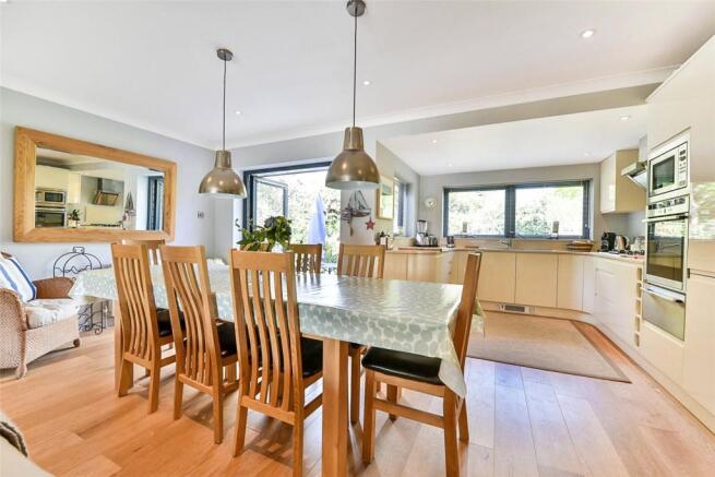 Dining Area/Kitchen