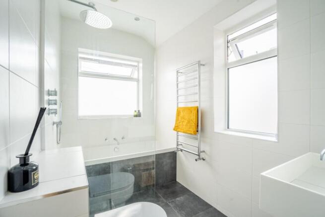 2 bed Terraced for sale Image 9