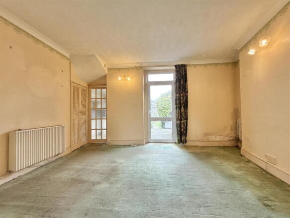 Dining  Room.jpg