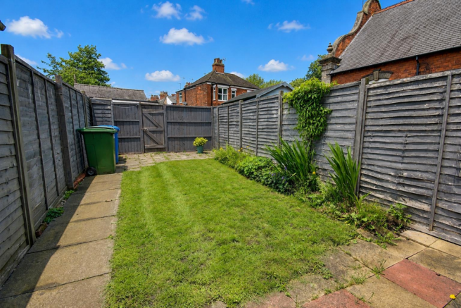 2 bed Terraced for sale Image 7