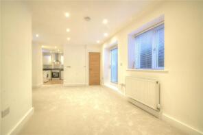 2, Sussex Road, Petersfield GU31 4JX