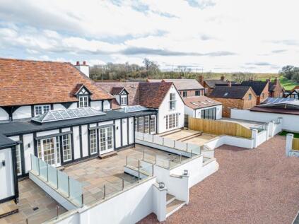 Oakwood, Severn Stoke, Worcester, Worcestershire, WR8 9JA