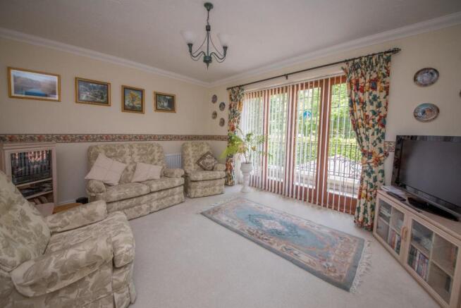 SITTING ROOM/FIFTH BEDROOM