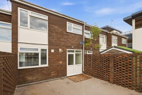 Abbey End, Kenilworth, CV8