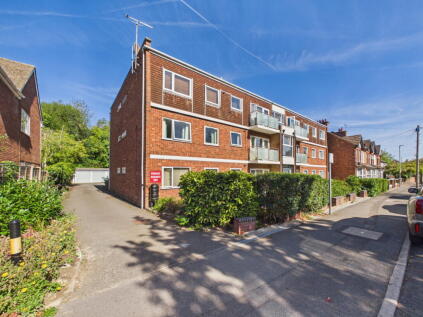 Lower Queens Road, Ashford, TN24 8HW