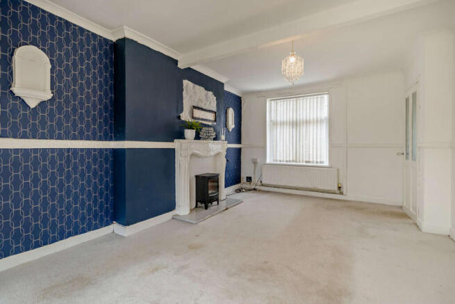 3 bed Semi-Detached for sale Image 6