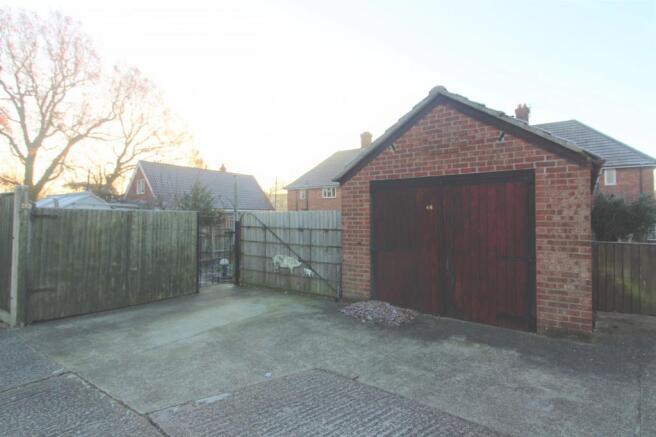 GARAGE