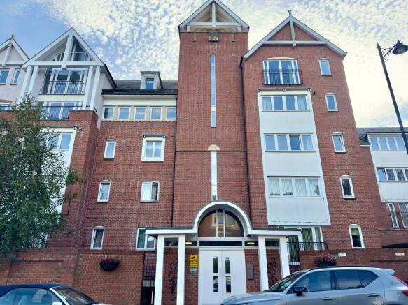 2-bed flat on The Cloisters, Sunderland, SR2, £55,000