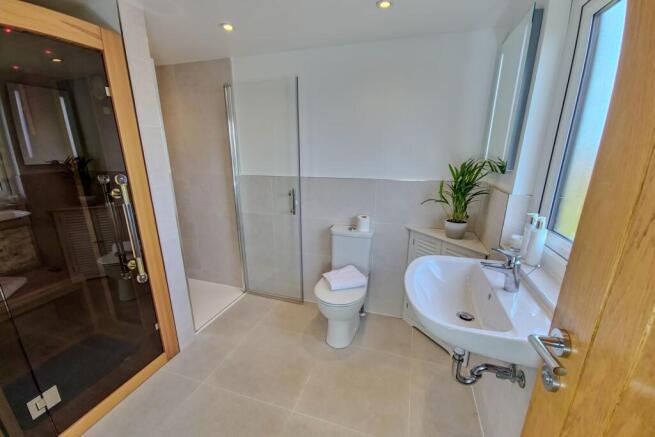 En-suite One