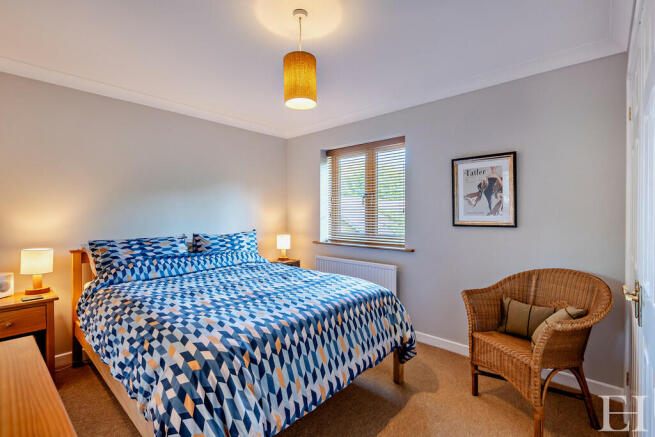 8616740-interiorW...