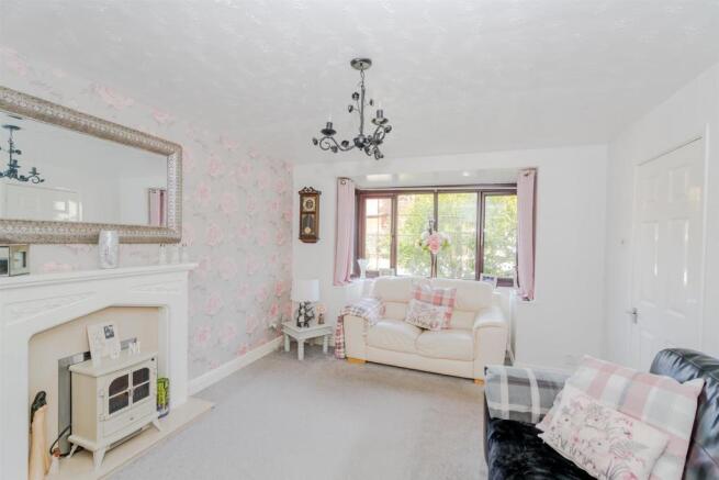 42, Rochester Way, Cannock, Staffordshire, WS12 3Y