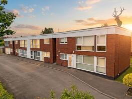 16, 28 Doncel Court, Forest View, London E4 7AW