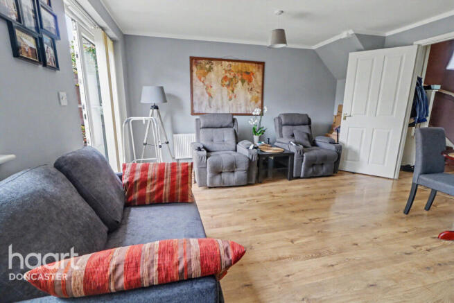 3 bed Terraced for sale Image 6