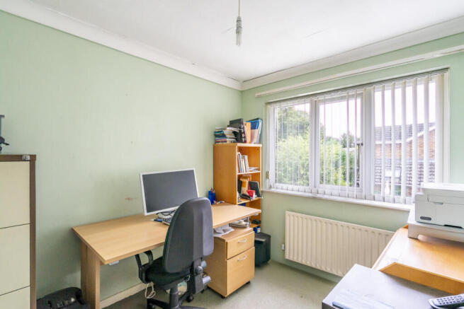 4 bed Detached for sale Image 11