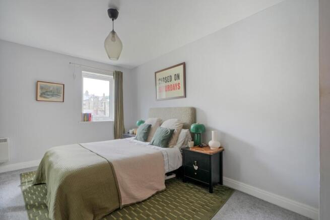 2 bed Flat for sale Image 10