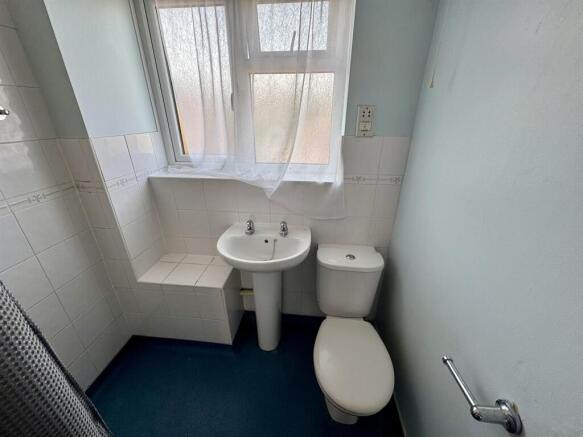 Wet Room (2/2)