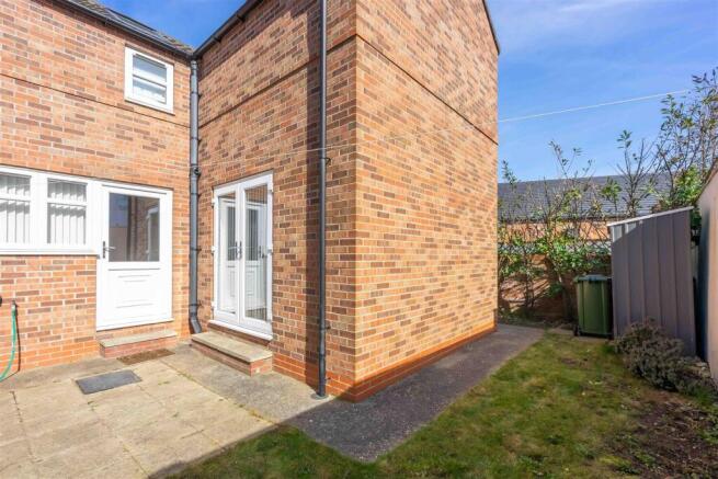 2 bed Detached for sale Image 6