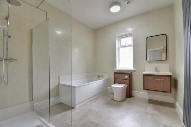 3 bed Terraced for sale Image 8