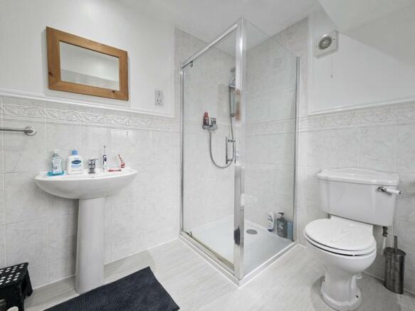 Ensuite.jpg