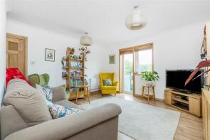 115, Chertsey Court, Clifford Avenue, East Sheen, London SW14 7BX