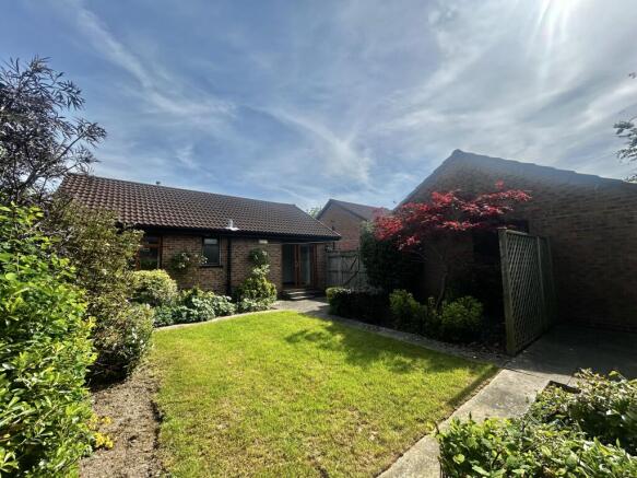 2 bed Bungalow to rent Image 9